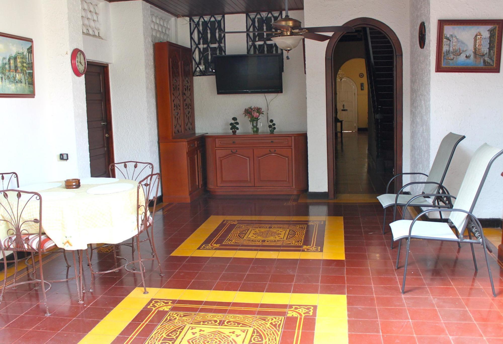 Casa Colonial